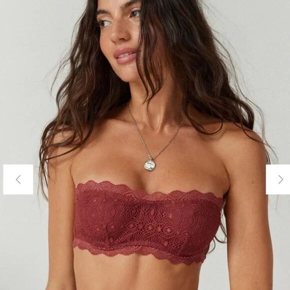 Out From Under NWOT Weekend In Marrakesh Bandeau Bralette Size SP Orange Lace